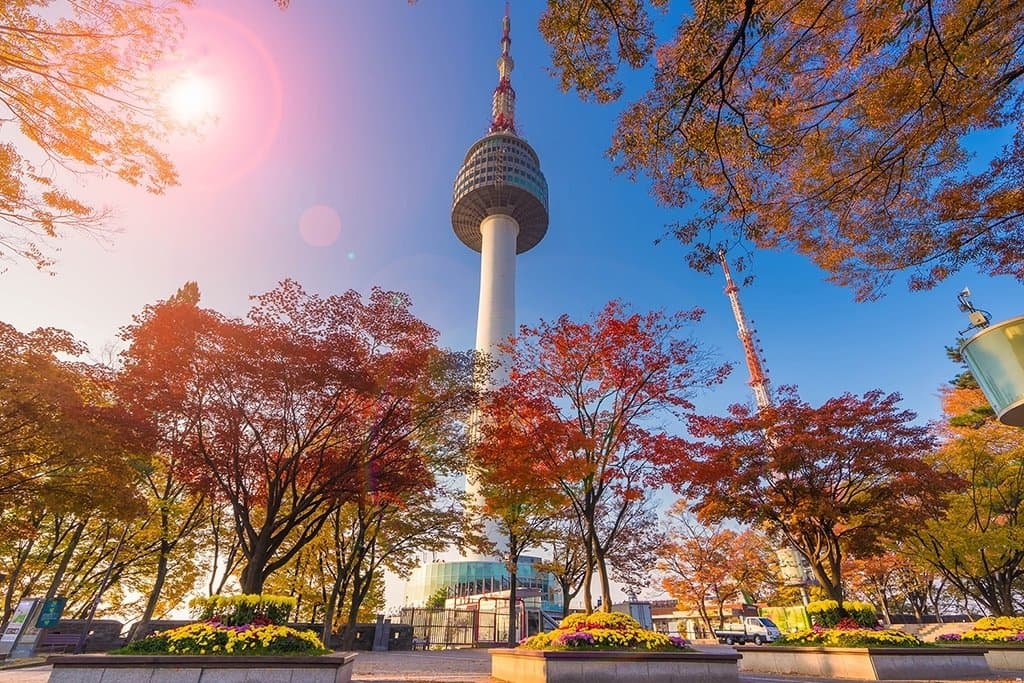 (Seoul) Tháp Namsan không thể bỏ qua khi ghé thăm Seoul