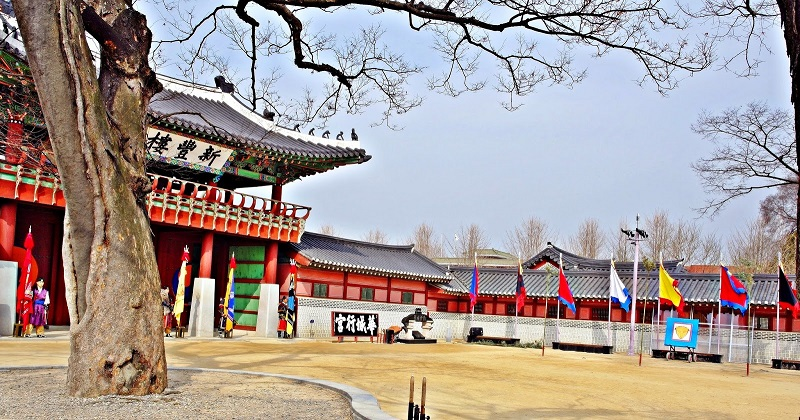 (Trải nghiệm) Cung điện Suwon Hwaseong Haenggung &#8211; Tuyệt tác cổ kính soi mình dưới ánh trăng