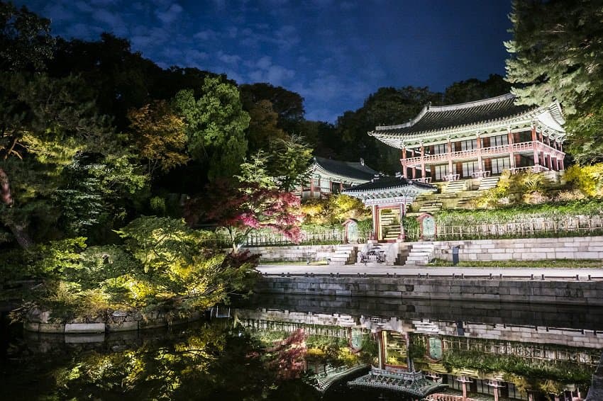 (Seoul) Cung điện Changdeokgung mở cửa đêm đón du khách ngắm trăng