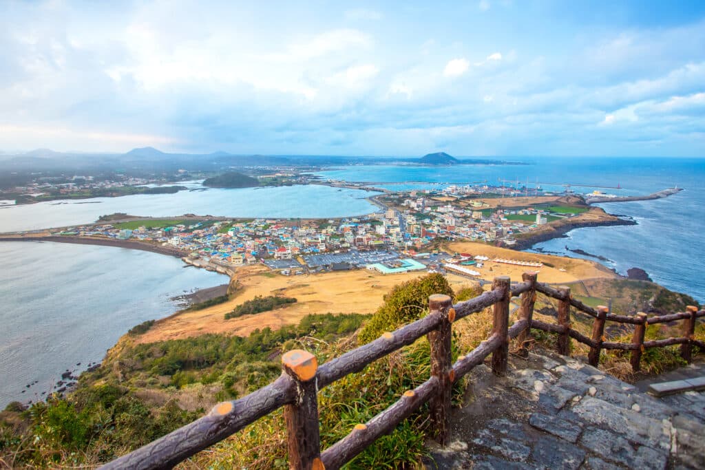 (Jeju) Đảo Jeju ở đâu? Giải mã ước mơ của người chơi số 067 trong phim Squid Game