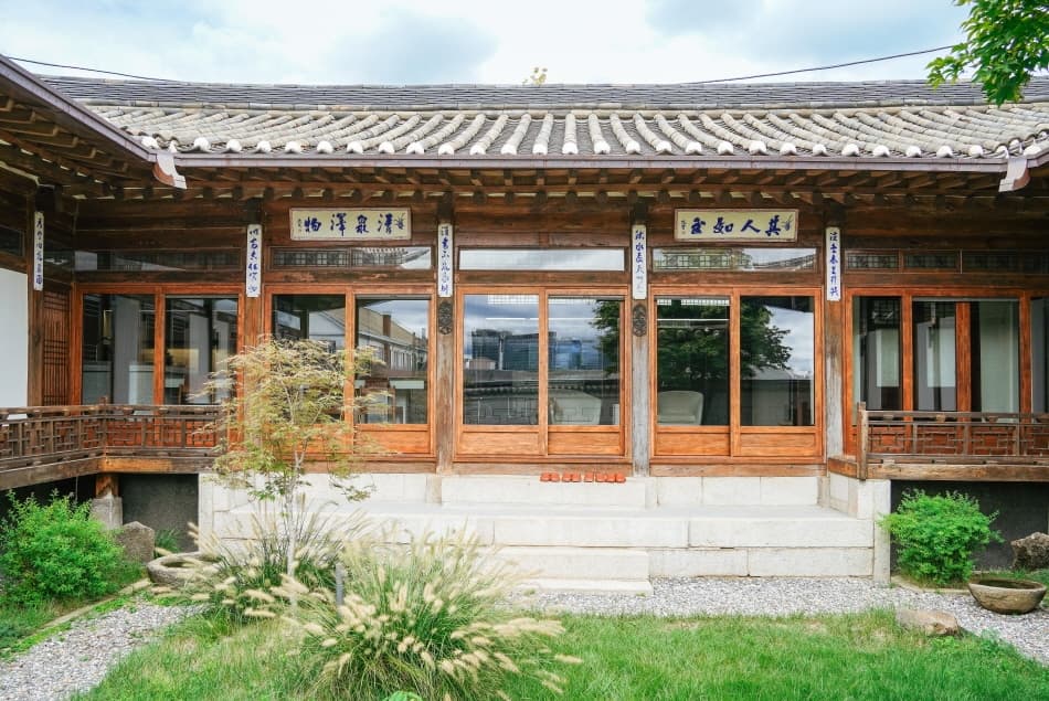 (Khám phá Seoul) Hanok, ngôi nhà cổ điển trong phim ‘Architecture 101’