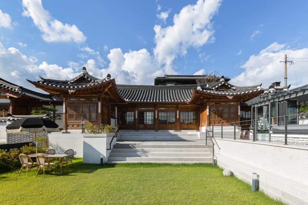 (Khám phá)Bukchon Guesthouse-Hanok với tầm nhìn đẹp nhất ở Bukchon