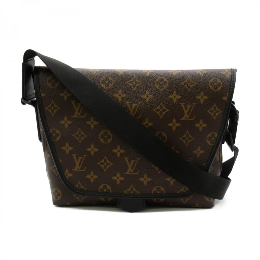 [LUXURY BRAND] LV Magnetic Messenger Monogram