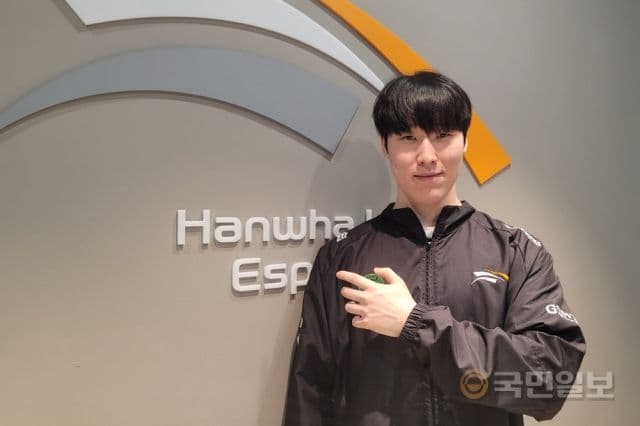Zeka &#8211; Kim Gun-woo (Hanwha Life Esports) Phỏng vấn ngoài mùa giải