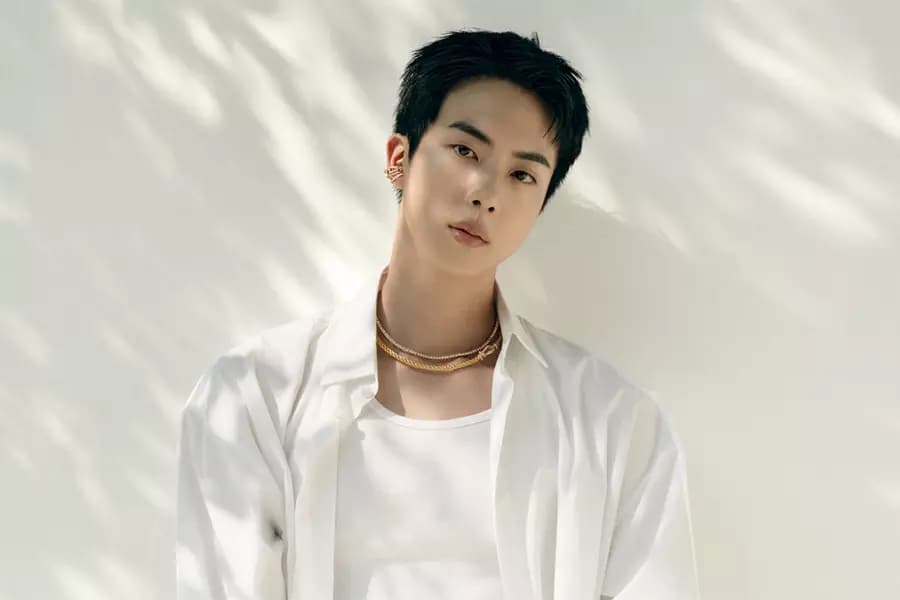 Jin (BTS) làm Đại sứ Thương hiệu Toàn cầu đầu tiên của FRED Jewelry