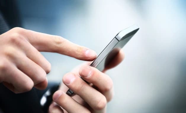 Hiện Tượng “Ngưng Thở Trước Màn Hình”: Nguy Cơ Cho Sức Khỏe Trẻ Em Và Người Trẻ