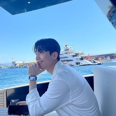 Thế Hệ”Nam Chính Si Tình” Mới Của tvN