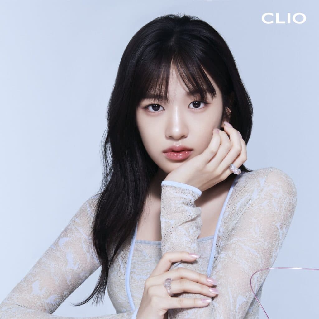 Ahn Yu Jin (IVE): Ứng Cử Viên Sáng Giá Cho Ngôi Vị Nữ Hoàng CF