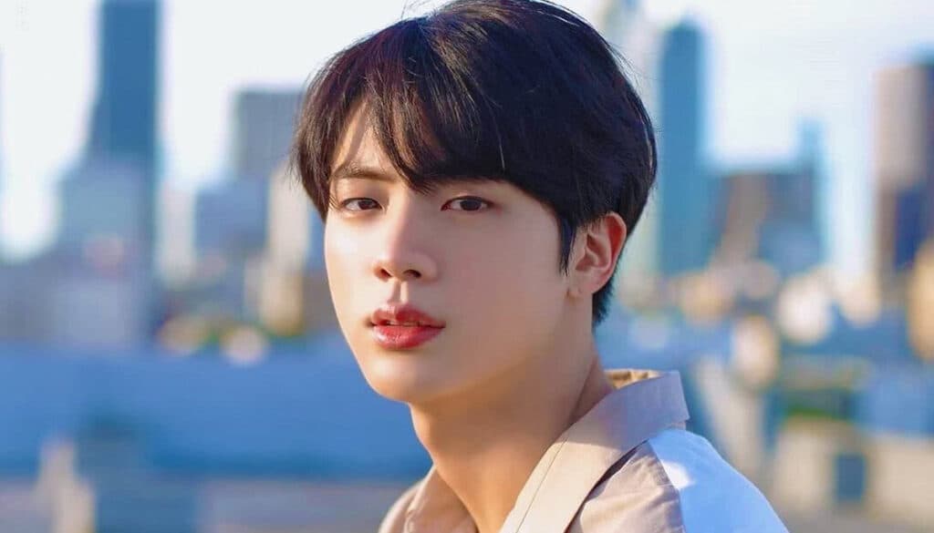 Sân Khấu Hoành Tráng Được Dựng Bằng Tình Yêu Của ARMY Dành Cho Jin Ngày Xuất Ngũ