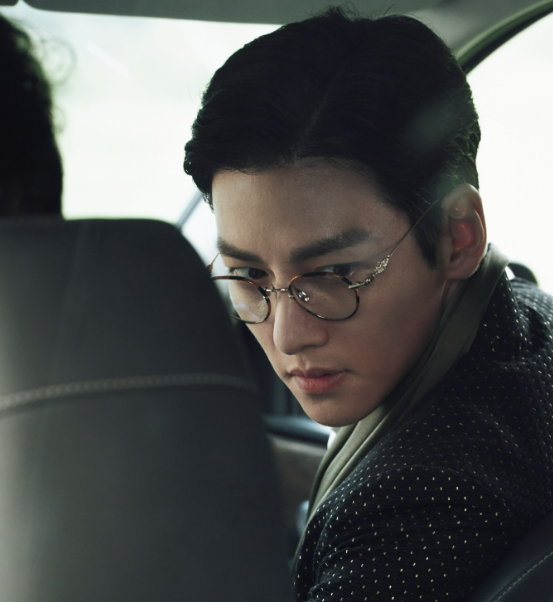 Cuối cùng Ji Chang Wook cũng được “thoát nghèo”