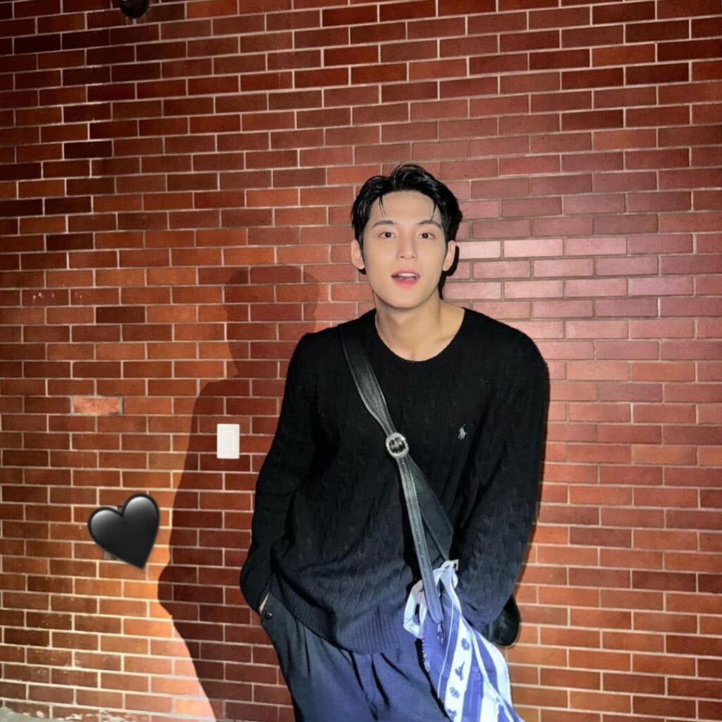 Món Quà Mingyu (SEVENTEEN) Tặng Bố Mẹ Còn Hơn Lợi Nhuận Của YG