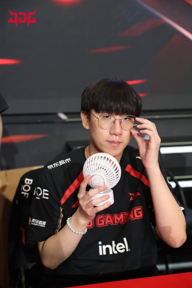 BLG Hạ Gục JDG: Sự Trở Lại Mạnh Mẽ Trong Cuộc Chiến LPL Mùa Hè 2024