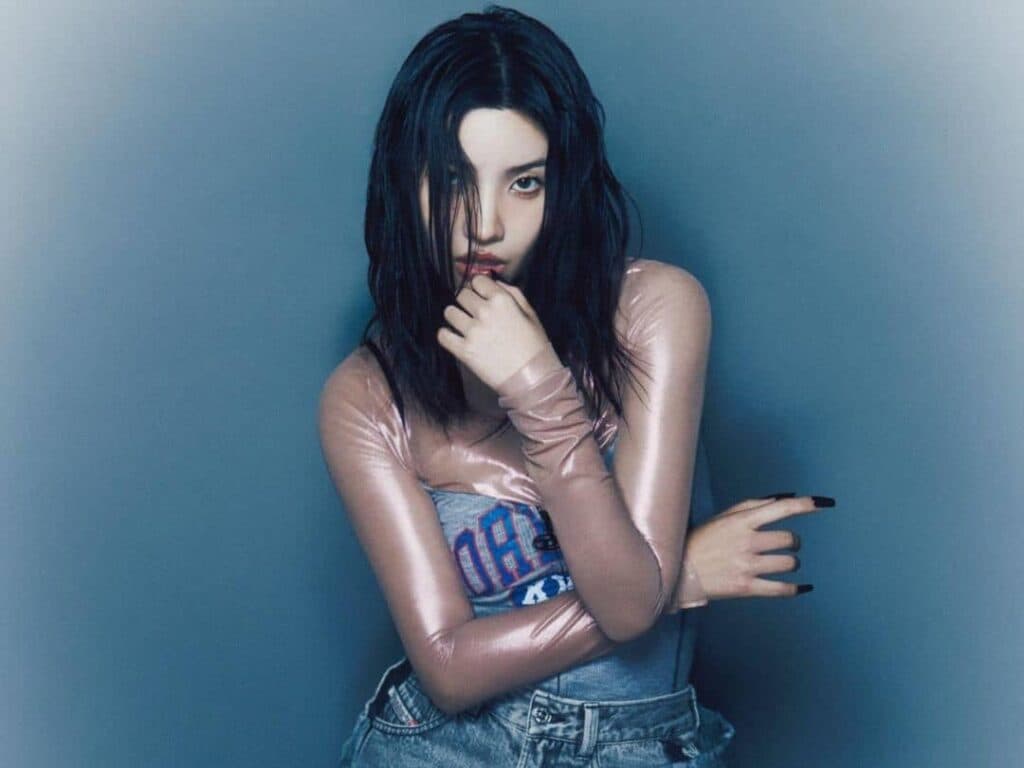 (G)I-DLE Jeon Soyeon và ẩn ý trong ‘‘Is this b**** number?’’