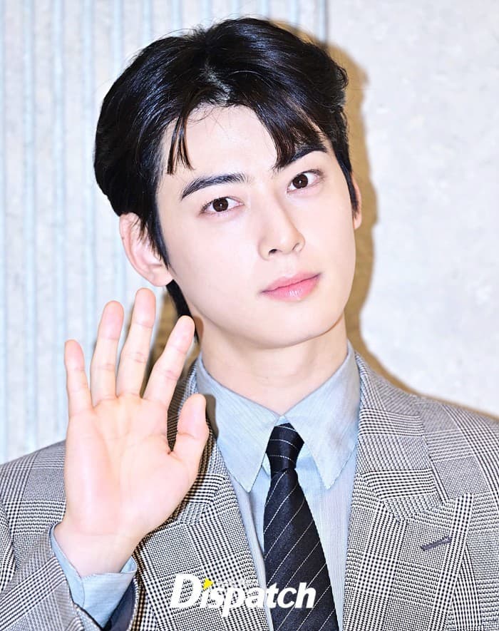 Cha Eun-woo (ASTRO) Ứng Tuyển Vào Ban Nhạc Quân Đội Lục Quân, Dự Kiến Nhập Ngũ Mùa Hè Này