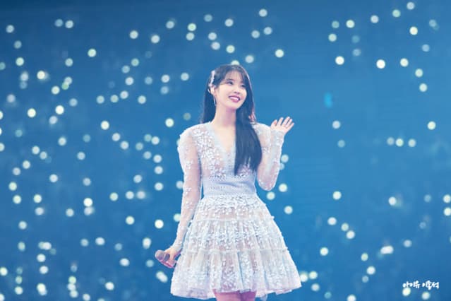 Lý do khiến tin đồn chia tay của IU và Lee Jong Suk xuất hiện